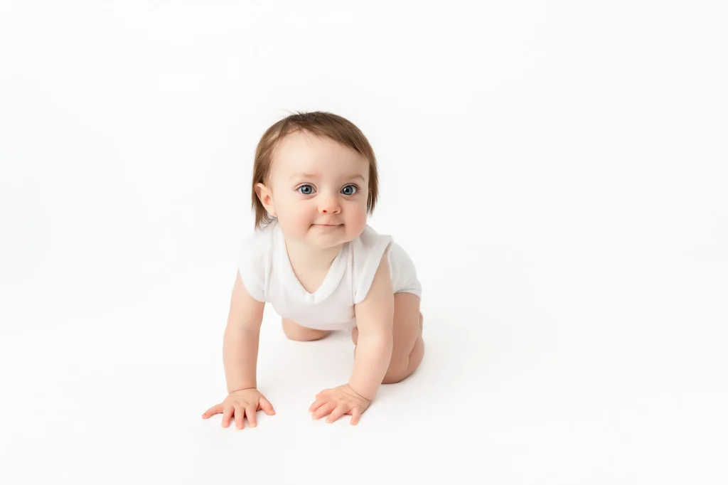 Baby milestone photography in Knoxville TN by Yulia Moore Photography